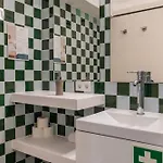 Whome Prime Location With Authentic Charm شقة Lisboa