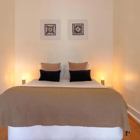 Charm & Class 2bdr By Lovelystay Lisboa