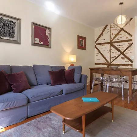 Apartman Whome Prime Location With Authentic Charm