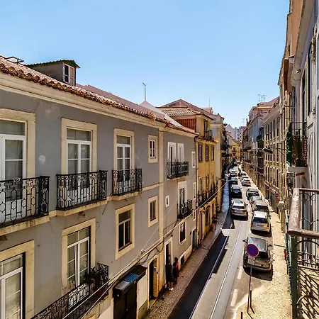 Whome Prime Location With Authentic Charm Lisboa