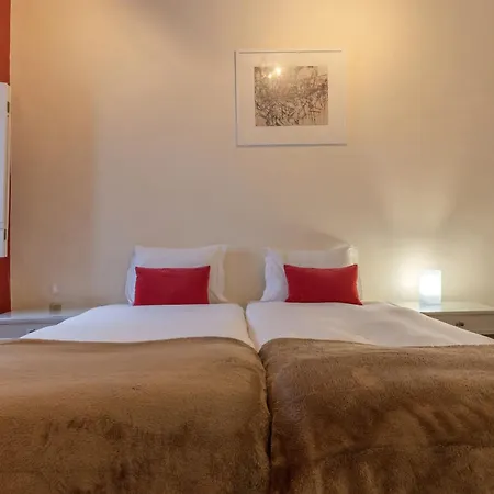 Charm & Class 2bdr By Lovelystay Apartament *