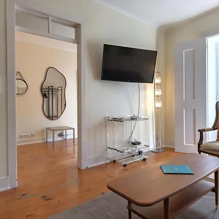Apartament Charm & Class 2bdr By Lovelystay Lizbona