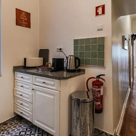 Whome Prime Location With Authentic Charm リスボン