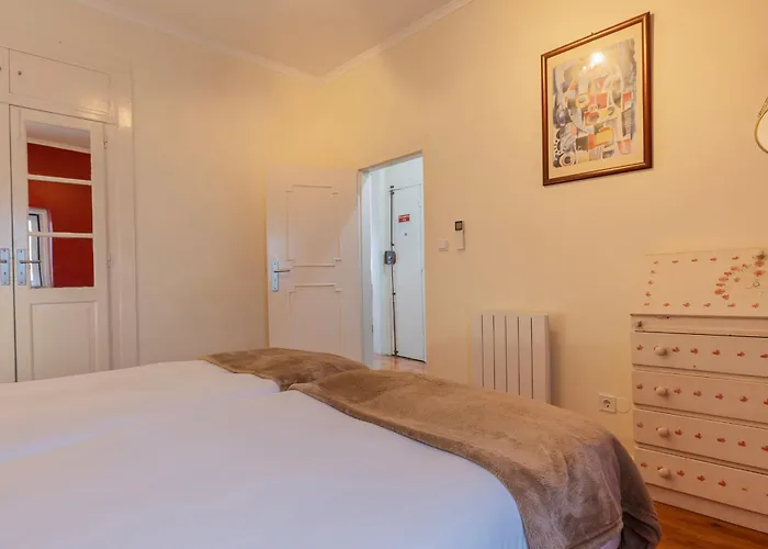 Whome Prime Location Apt With Authentic Lisbon Charm