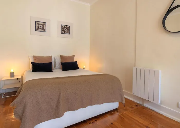 Whome Prime Location Apt With Authentic Lisbon Charm
