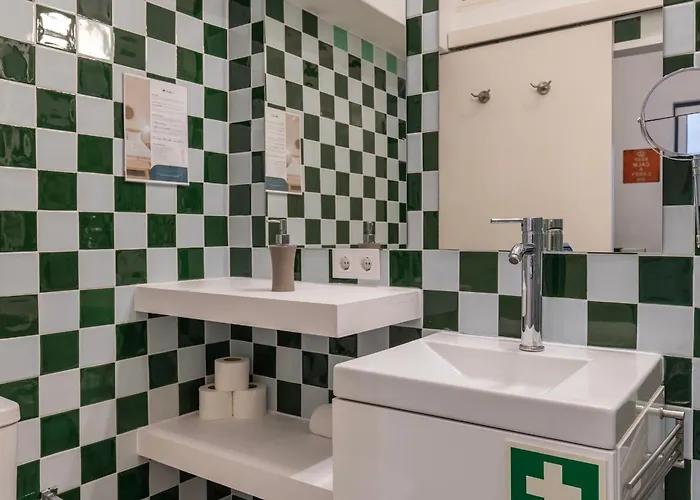 Whome Prime Location Apt With Authentic Lisbon Charm Appartement Lissabon